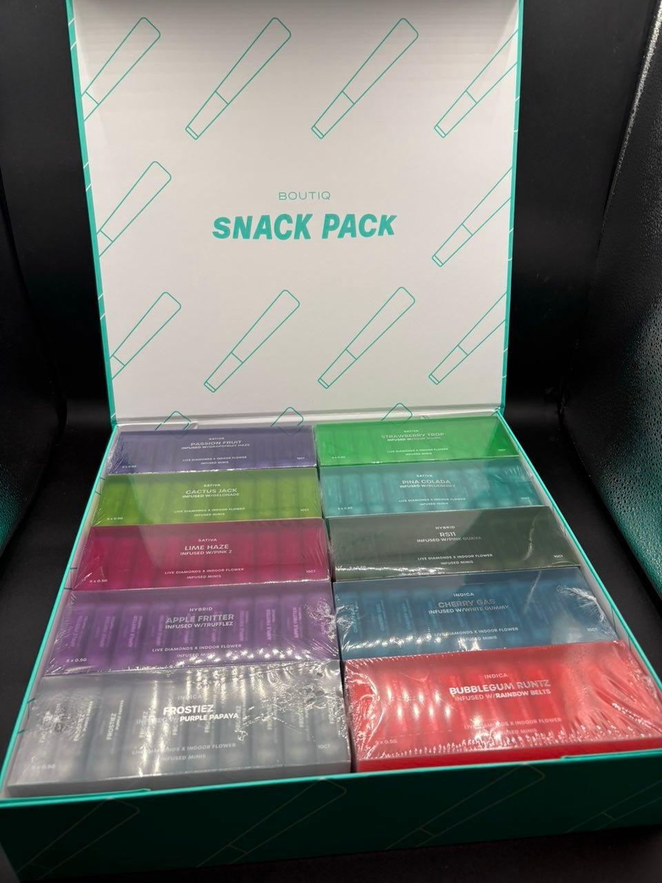 BOUTIQ SNACK PACK PRE ROLLS 5PK – LIVE DIAMONDS X INDOOR FLOWER INFUSED MINIS - Image 3