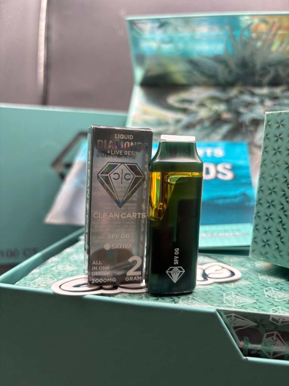 CLEAN CARTS 2G DISPOSABLE TIFFANY BLUE EDITION – LIQUID DIAMONDS + LIVE RESIN - Image 2