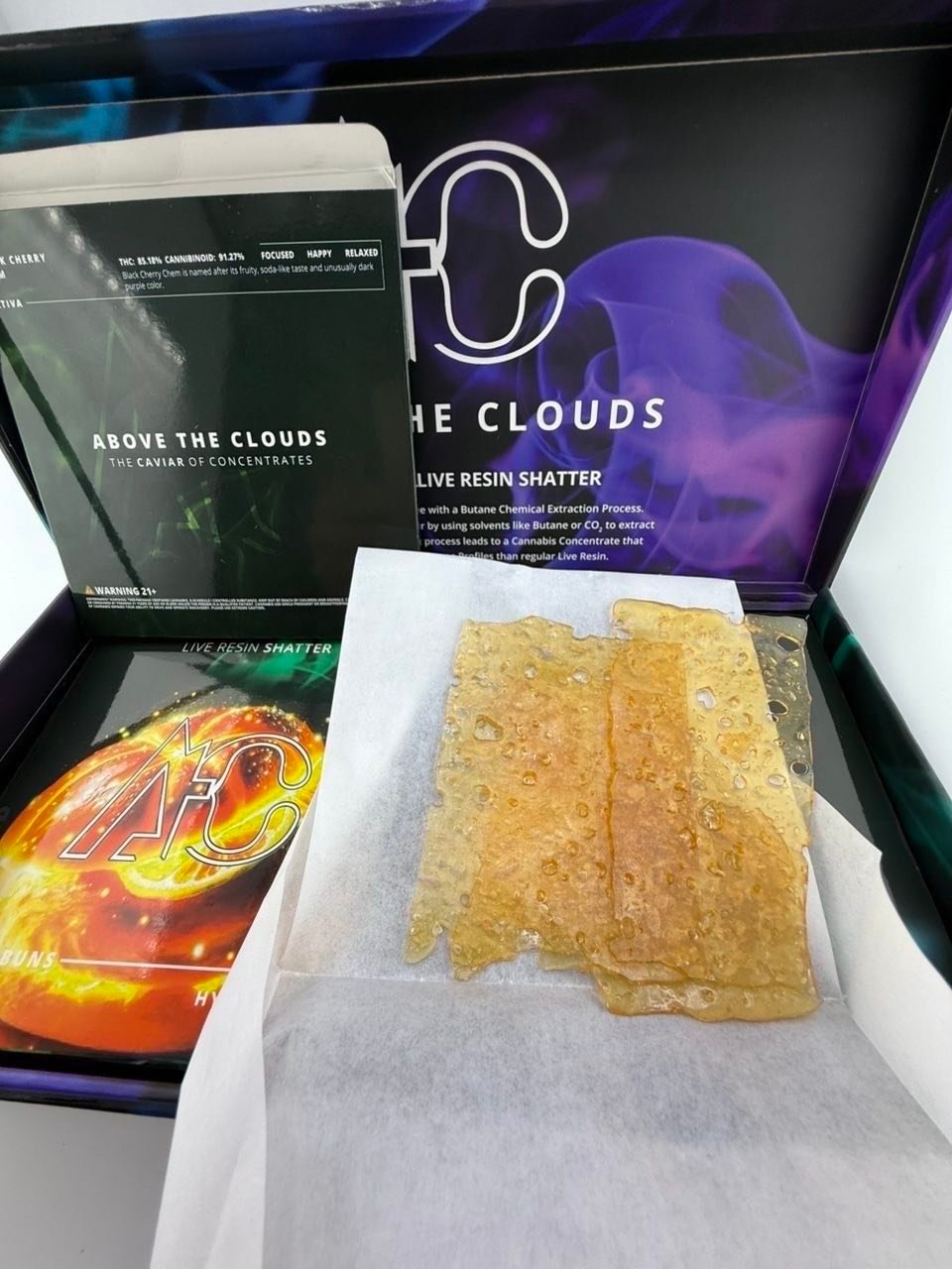 ABOVE THE CLOUDS LIVE RESIN SHATTER – 1OZ
