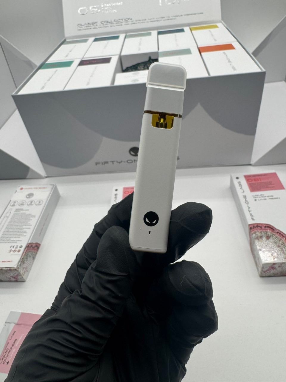 FIFTY ONE LABS 2G DISPOSABLE – LIQUID DIAMONDS + LIVE RESIN - Image 2