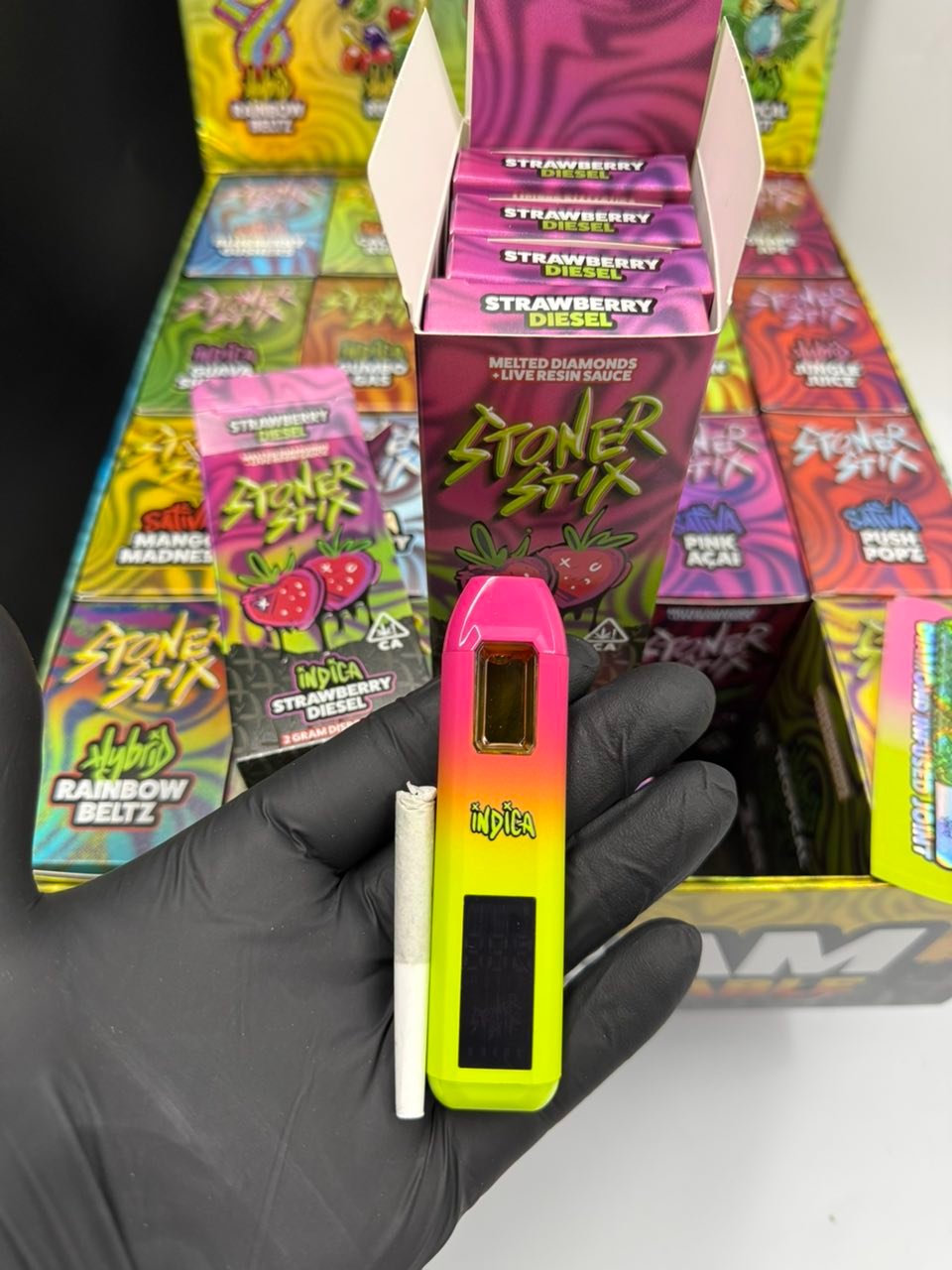 STONER STIX V3 2G DISPOSABLE + PRE ROLL – MELTED DIAMONDS + LIVE RESIN SAUCE