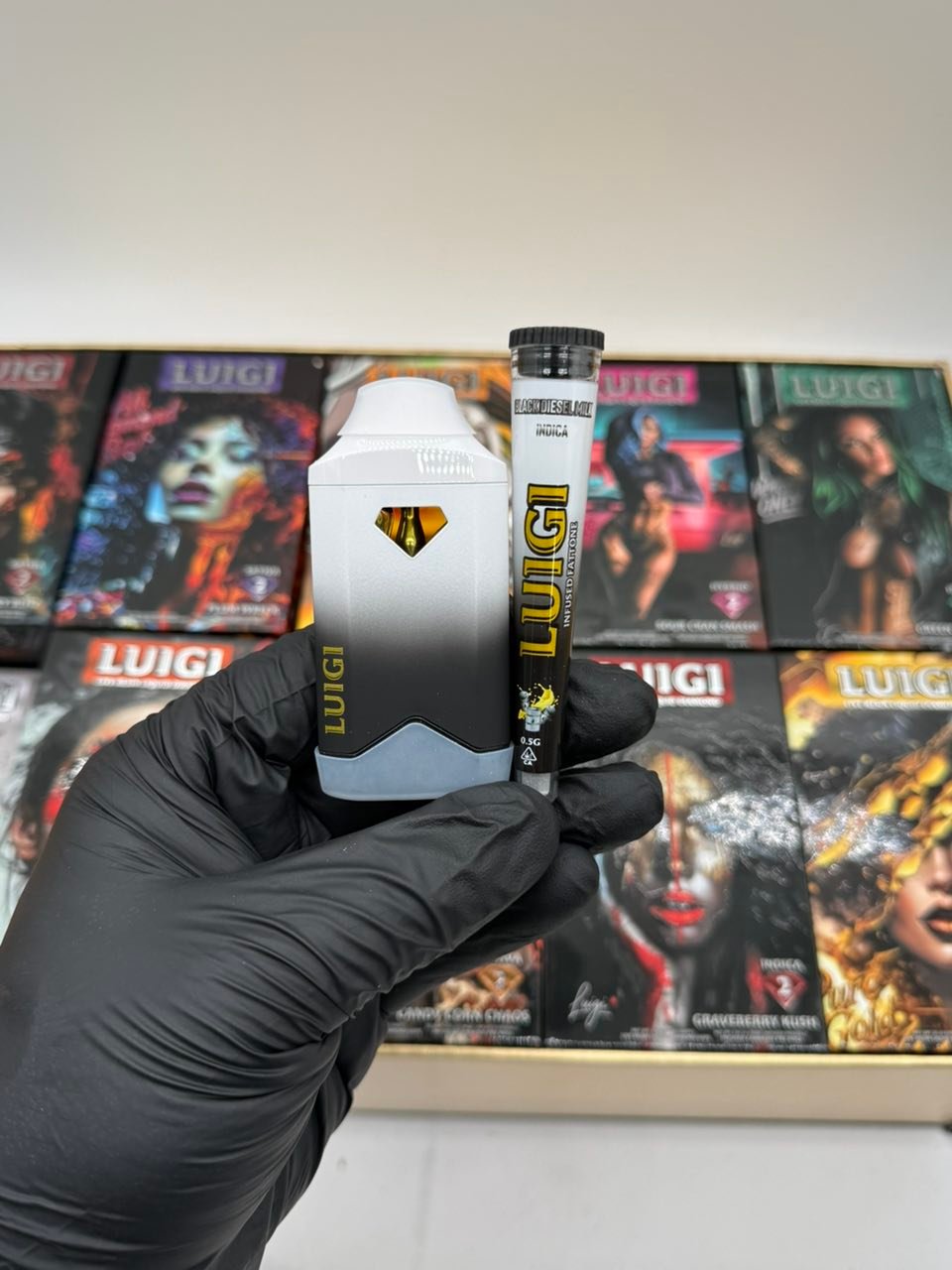 LUIGI V6 2G DISPOSABLE W/ PRE ROLL – LIVE RESIN LIQUID DIAMOND - Image 3